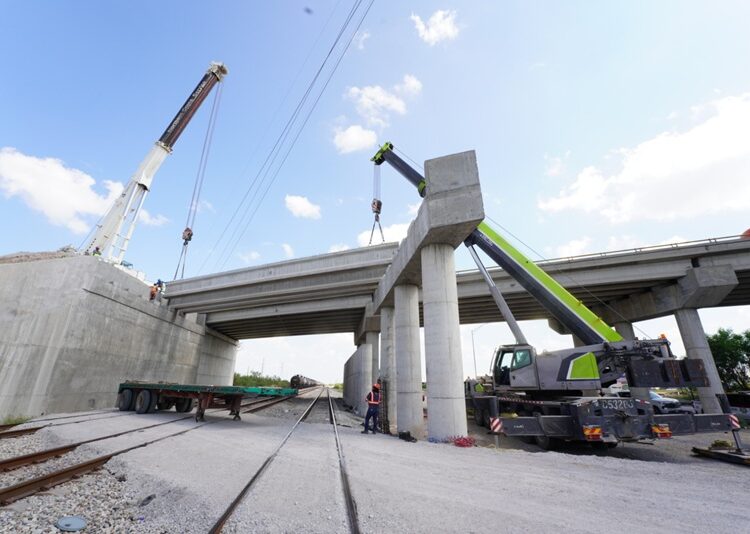 Avanza rehabilitación de puente en Carretera MEX II