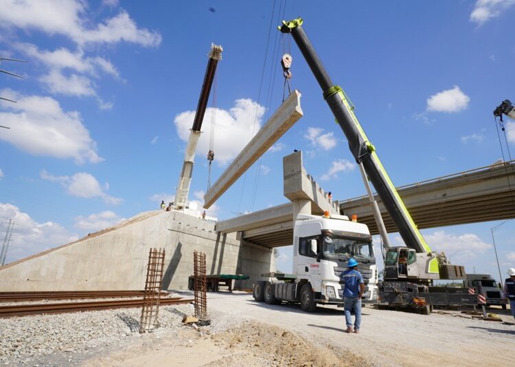 Avanza rehabilitación de puente en Carretera MEX II