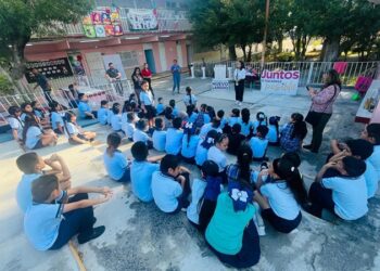 ‘Biblioteca Itinerante’ fomenta la lectura en estudiantes de todos los niveles