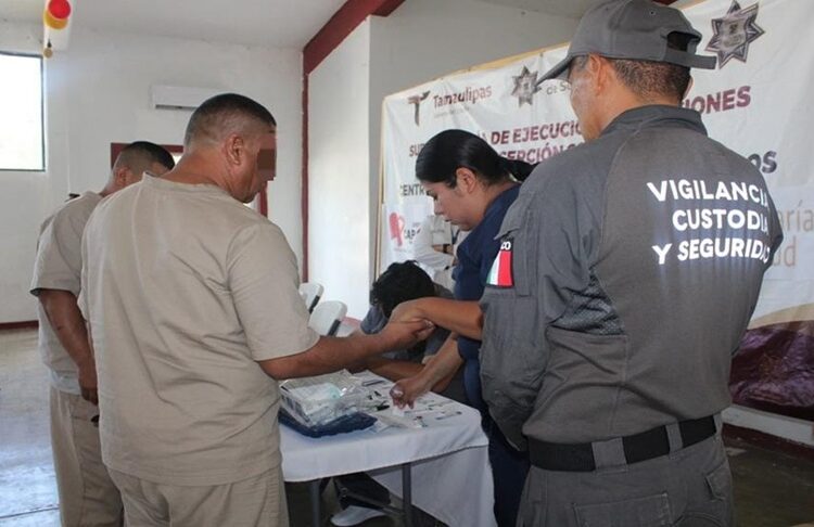 CEDES Matamoros se pinta de rosa contra el ‘cáncer de mama’