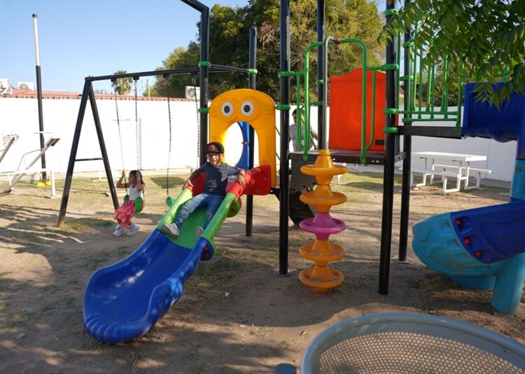 Carmen Lilia entrega nuevas obras que mejoran el entorno social y la movilidad al sur de NLD