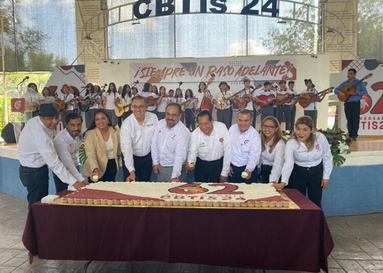 Celebra CBTIS 24 aniversario 62 reafirmando su excelencia académica en el estado