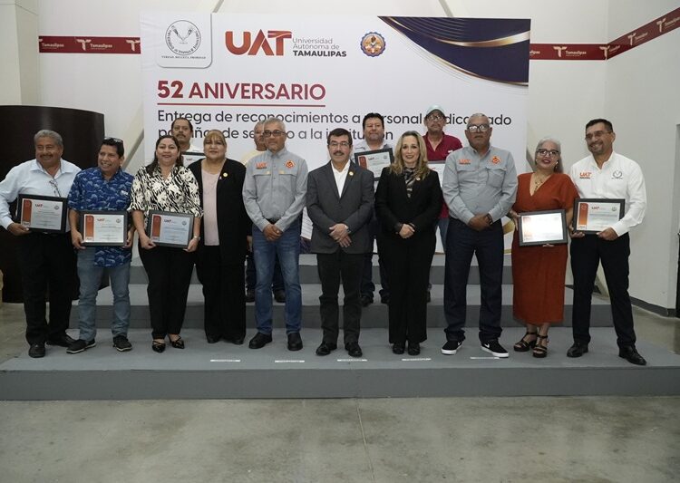 Celebra SUTUAT el 52 aniversario de su fundación