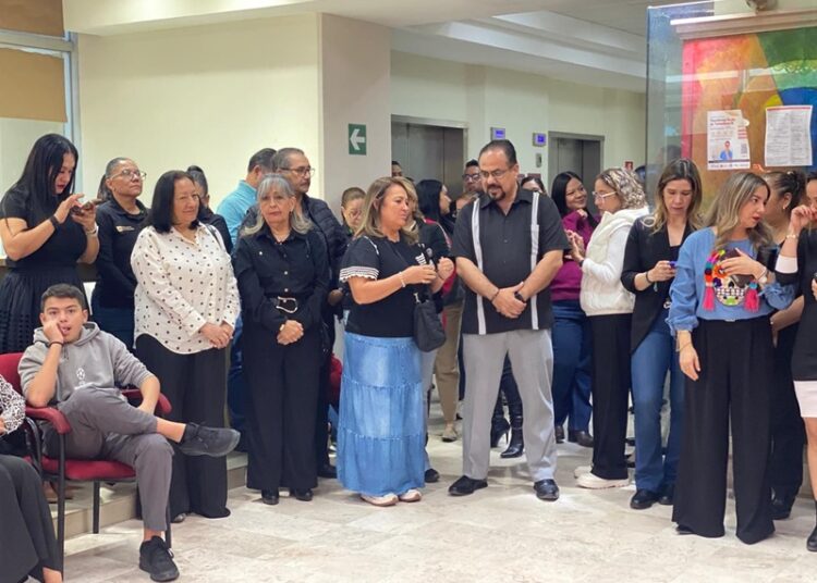 Celebran tradiciones del ‘Día de Muertos’ en la Torre Gubernamental