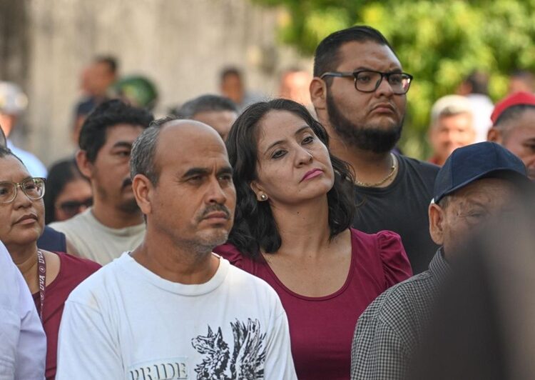 Cumple alcalde compromiso con vecinos de la Col. Tamaulipas