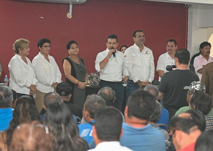 Cumple alcalde compromiso con vecinos de la Col. Tamaulipas