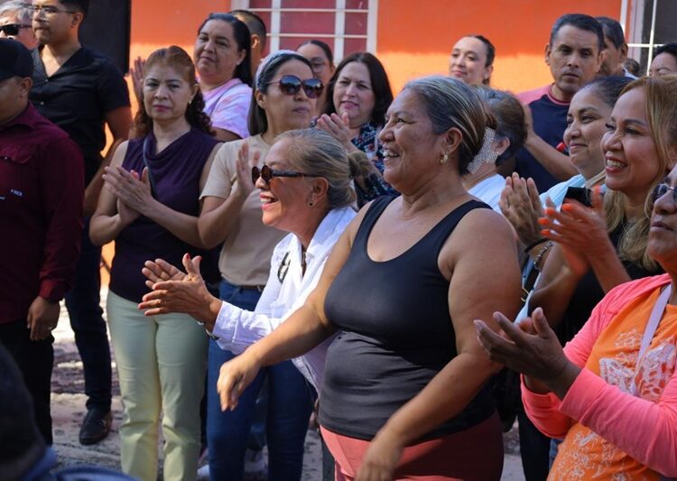 Cumple alcalde compromiso con vecinos de la Col. Tamaulipas