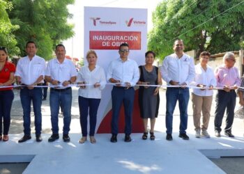 Cumple alcalde compromiso con vecinos de la Col. Tamaulipas