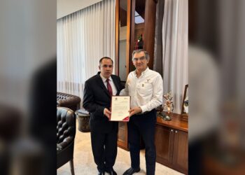 Designa gobernador AVA a nuevo secretario de Finanzas