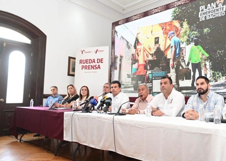 Destina Ayuntamiento 10 mdp al Plan Emergente de Bacheo