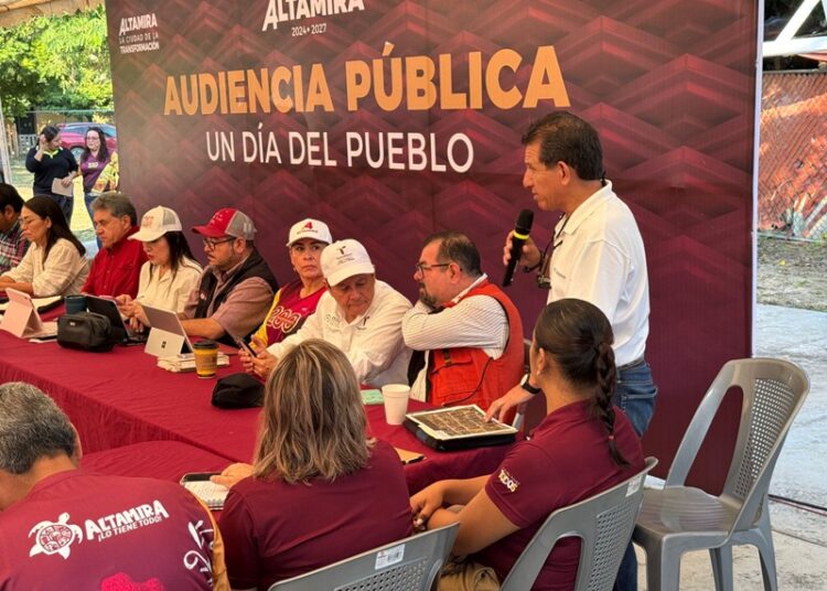 Encabeza Armando Martínez audiencia pública “Un Día con el Pueblo”