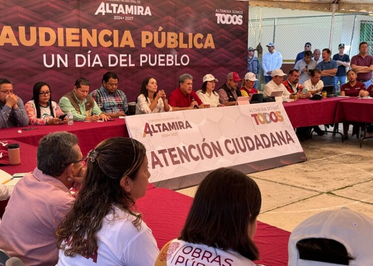 Encabeza Armando Martínez audiencia pública “Un Día con el Pueblo”