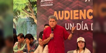 Encabeza Armando Martínez audiencia pública “Un Día con el Pueblo”