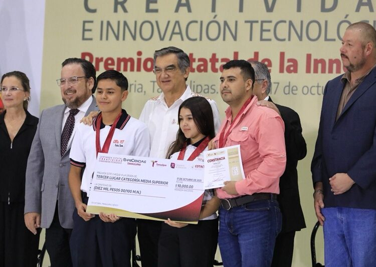 Entrega AVA Premio Estatal de Ciencias, Creatividad e Innovación Tecnológica