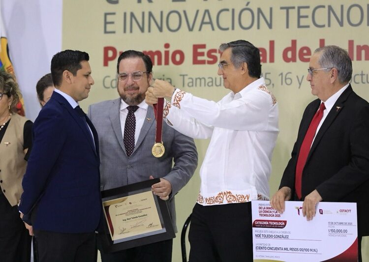 Entrega AVA Premio Estatal de Ciencias, Creatividad e Innovación Tecnológica