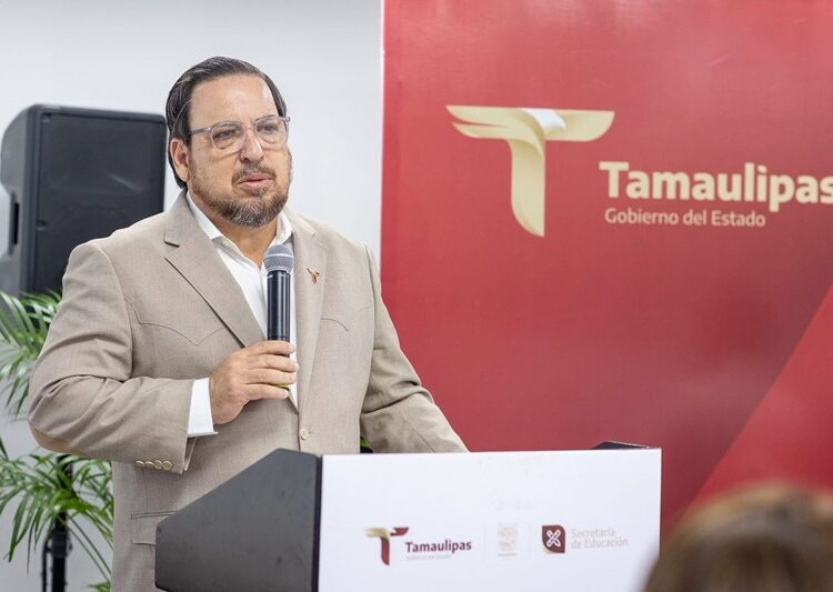 Entrega SET bases laborales a personal del CETE