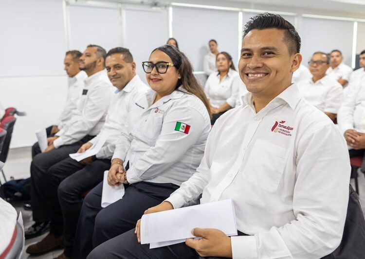 Entrega SET bases laborales a personal del CETE