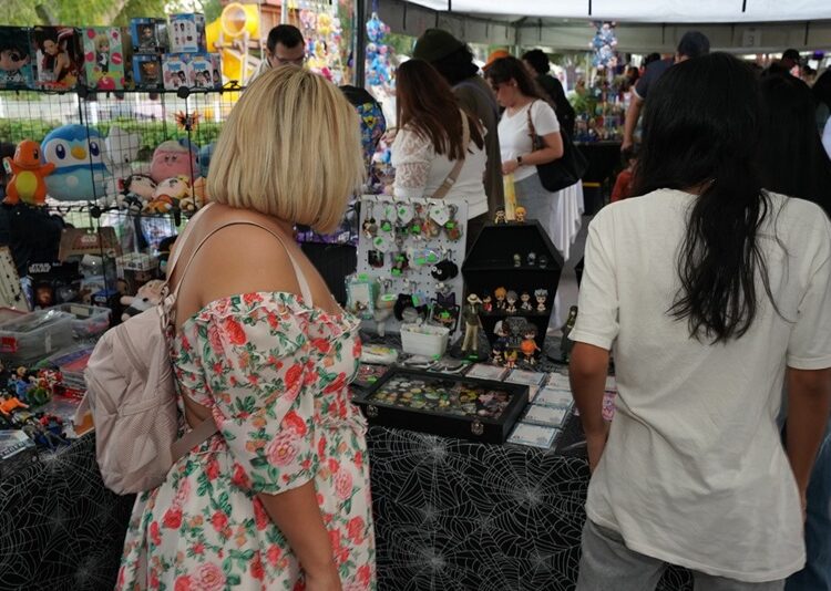 Éxito en el ‘Bazar de Halloween’ organizado por Bienestar Social