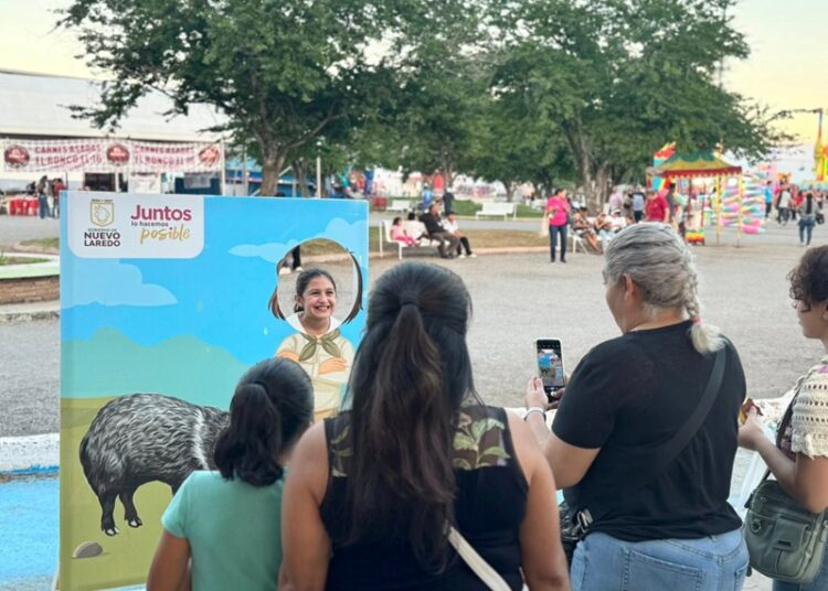 Familias disfrutan de NLD en la Feria Tamaulipas