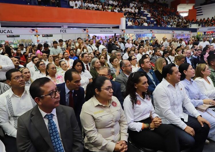 ‘Feria del Libro UAT’ fomenta la lectura, el conocimiento y el talento universitario