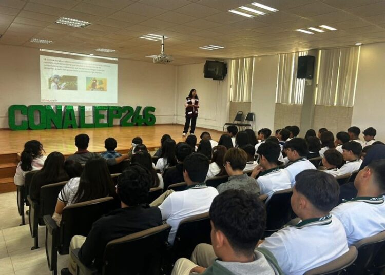 IMJUVE promueve hábitos saludables entre jóvenes del CONALEP