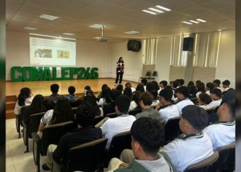 IMJUVE promueve hábitos saludables entre jóvenes del CONALEP