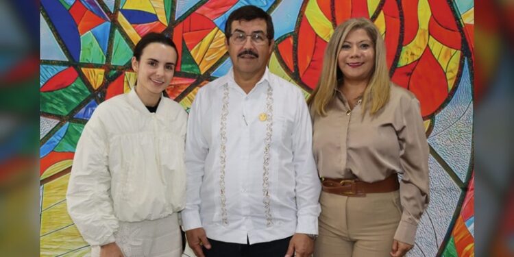 Impulsa rector proyección internacional de la Facultad de Música