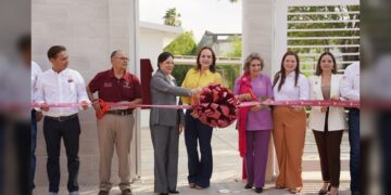 Inaugura Carmen Lilia 13.ª Clínica Municipal “Dra. Bertha Estela Pérez Romero”