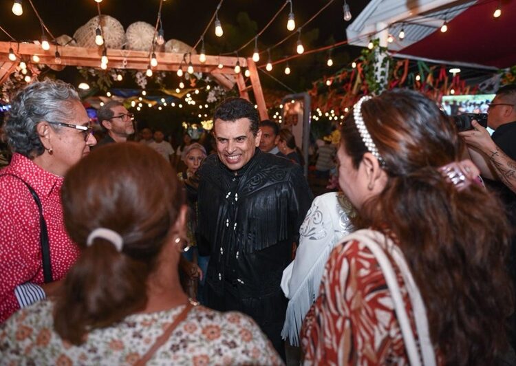 Inauguran Lalo y Lucy stand de Victoria en la ‘Feria Tamaulipas 2025’