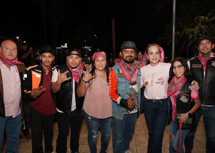 ¡NLD se viste de rosa en apoyo a la lucha contra el Cáncer de Mama!