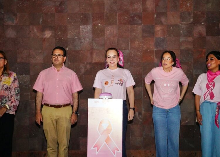 ¡NLD se viste de rosa en apoyo a la lucha contra el Cáncer de Mama!