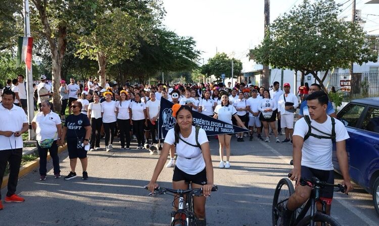 Participan docentes y estudiantes en “Rodada y Carrera por la Paz y contra las Adicciones”