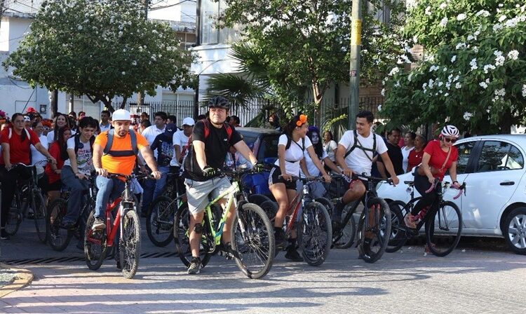 Participan docentes y estudiantes en “Rodada y Carrera por la Paz y contra las Adicciones”