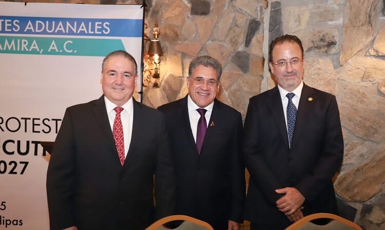 Reconoce Armando Martínez al sector aduanero como fortaleza de Altamira