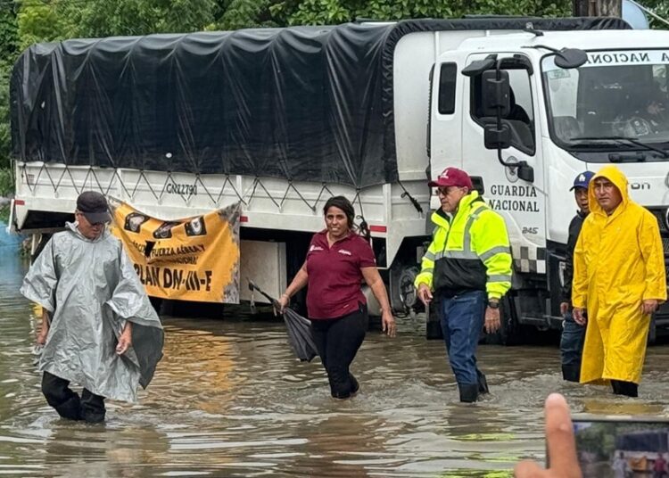 Respalda alcalde Armando Martínez a familias afectadas por lluvias
