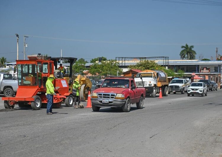 Ruta comercial, prioridad en ‘Plan Emergente de Bacheo’ en Victoria