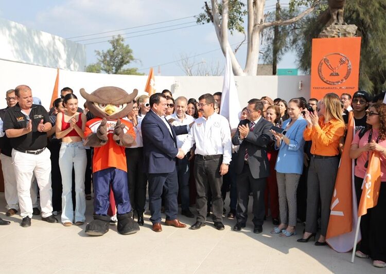 Agradecen búhos de la FDCSV apoyo del Rector Dámaso Anaya