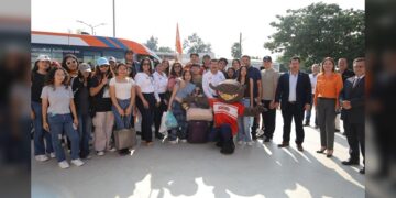 Agradecen búhos de la FDCSV apoyo del Rector Dámaso Anaya