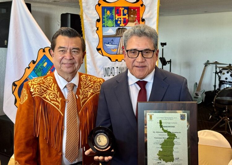 Alcalde Armando Martínez es nombrado “Tamaulipeco Distinguido del Año”