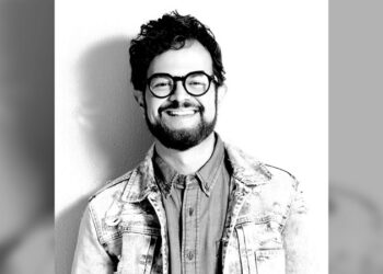 ¡Internamiento de Aleks Syntek en clínica de desintoxicación!