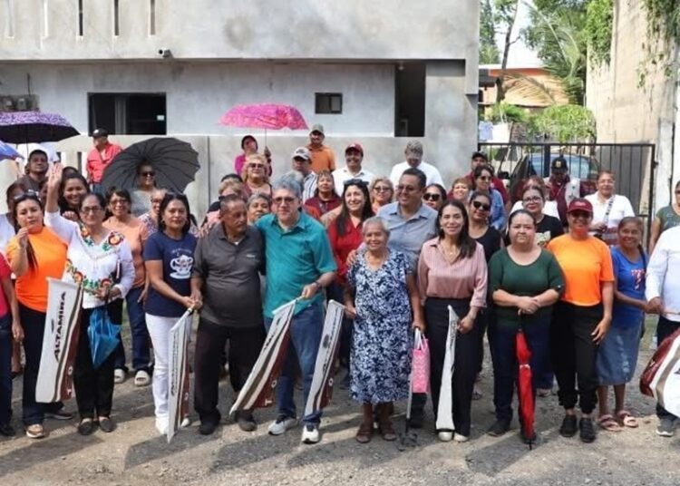Arranca Armando Martínez más obras de pavimentación