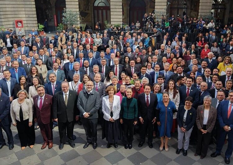 Asiste rector de la UP Altamira a reunión nacional con la presidenta CSP