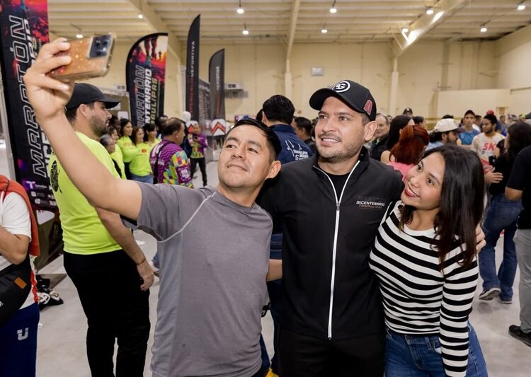 Beto Granados presente en la entrega oficial de folios del Maratón de Matamoros