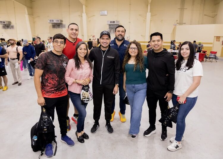 Beto Granados presente en la entrega oficial de folios del Maratón de Matamoros