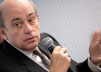 Perú rompe relaciones diplomáticas con México