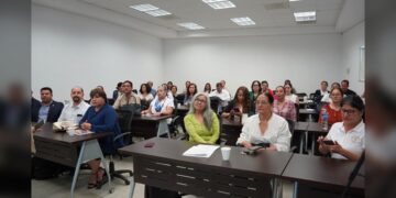 Capacita CRETAM a docentes para formar nuevos líderes educativos