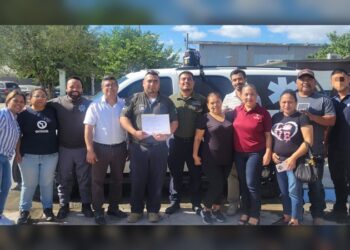 Capacita DEMA a jóvenes y familias en primeros auxilios