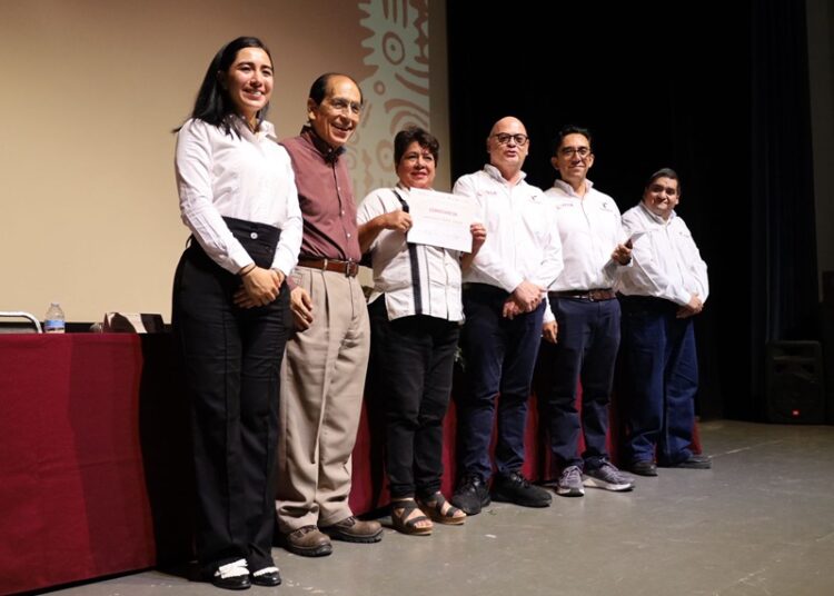 Capacita SABG al Comité de Contraloría Social del PACMyC