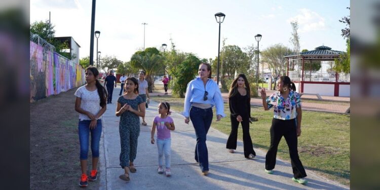 Carmen Lilia Canturosas invita a inauguración de la “Plaza de la Mujer”