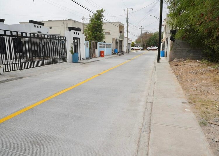 Carmen Lilia entrega importantes obras de pavimentación en colonias 150 aniversario y Francisco Villa